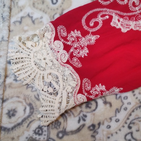 Women's Red shirt with lace, brand est.1946 - Picture 8 of 8